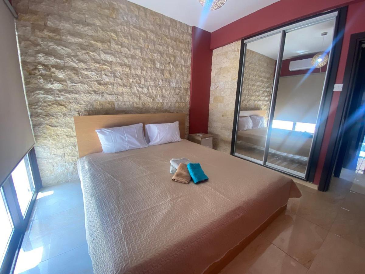לימסול Philip Spacious Apartment מראה חיצוני תמונה