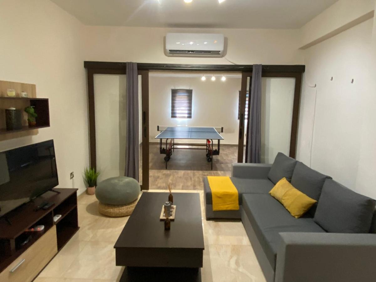 לימסול Philip Spacious Apartment מראה חיצוני תמונה