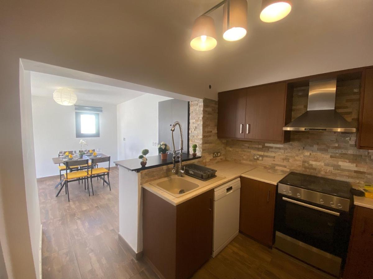 לימסול Philip Spacious Apartment מראה חיצוני תמונה